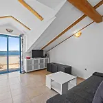 Amazing In With Wifi Apartment *