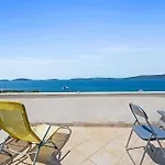 Amazing In With Wifi Apartment