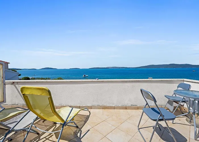 1 Bedroom Stunning In Appartement